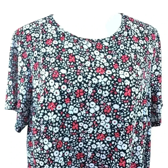 Michael Kors red, white and black top with small flower print size 0X - Picture 3 of 11